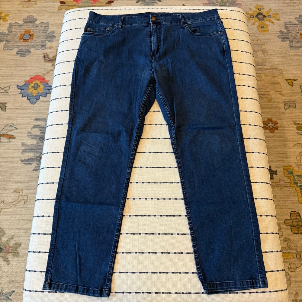 Stylish Men's Dark Blue Jeans